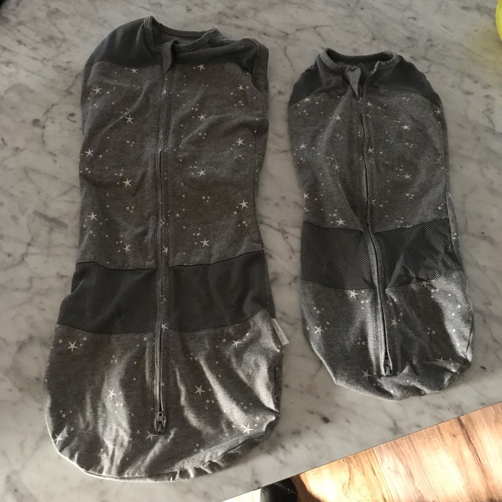 Happiest baby swaddles.